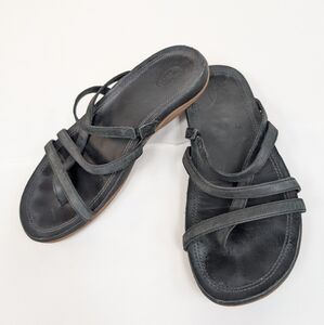 Chaco Black Leather Strappy Slip On Sandals 6.5